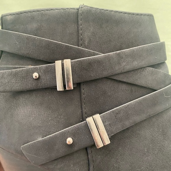 Charlotte Russe Size 8 Black Ankle Boots - Picture 8 of 8